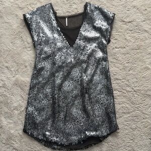Free People Sequin Dress new silver Gunmetal Grey M Medium GUC Defect